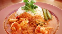 海老と青パパイヤのレッドカレー