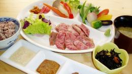 葉山牛のあぶり（牛刺風）セット