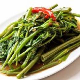 シャキシャキ空心菜炒め	