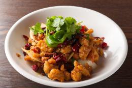 鶏肉の激辛唐辛子  