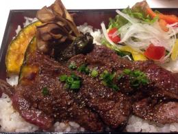お持ち帰り　黒毛和牛ステーキ弁当