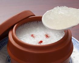 蟹粉海燕湯（ツバメの巣スープ）