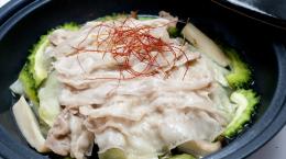 皮付三枚肉と 野菜のタジン鍋