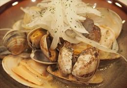 アサリとハマグリの酒蒸し