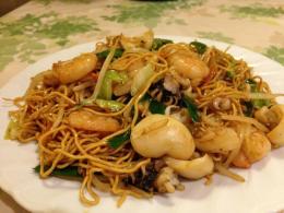 自家製ソースの海鮮焼きそば