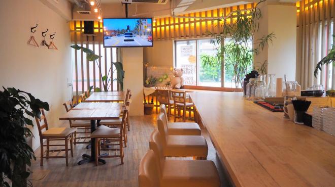 Dog Cafe Bar Glow ドッグカフェ バー グロウ 店舗トップ 横浜ナイトnavi